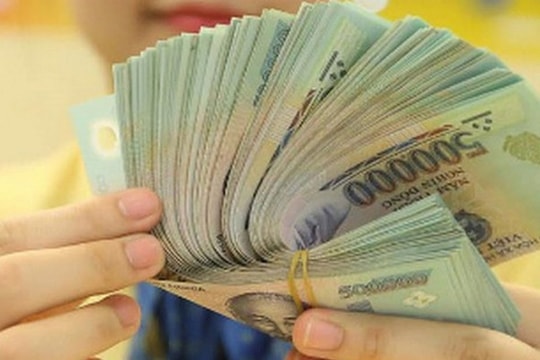 Thủ tướng Nguyễn Xuân Phúc ký văn bản giao tạo nguồn cải cách tiền lương năm 2021