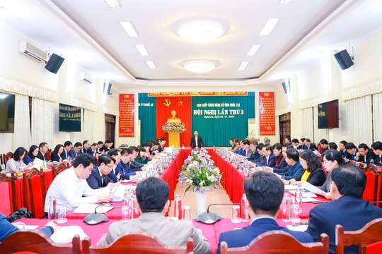 Ban Chấp hành Đảng bộ tỉnh Nghệ An thông qua Chương trình hành động thực hiện Nghị quyết Đại hội