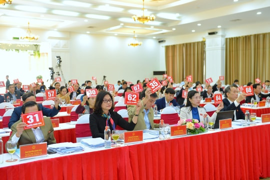 Thông qua Nghị quyết về Kế hoạch đầu tư công năm 2021