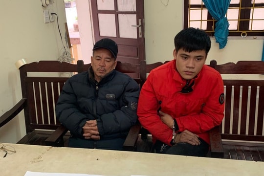 Thợ sửa xe máy xách ma túy đá và hồng phiến về giấu trong vườn