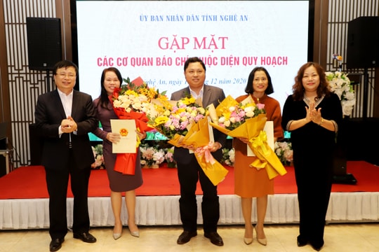 Lãnh đạo tỉnh Nghệ An gặp mặt chia tay các cơ quan báo chí thuộc diện quy hoạch