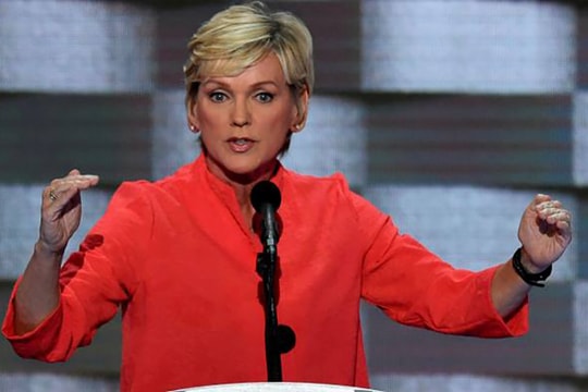 Jennifer Granholm: Át chủ bài chính sách năng lượng?