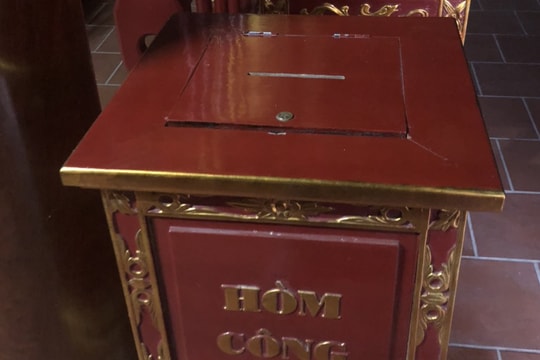 Nhóm thiếu niên lêu lổng gây 12 vụ trộm tiền hòm công đức ở Nghệ An