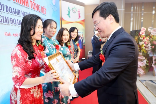 Nữ doanh nhân cần tự tin đưa doanh nghiệp ngày càng phát triển vượt bậc