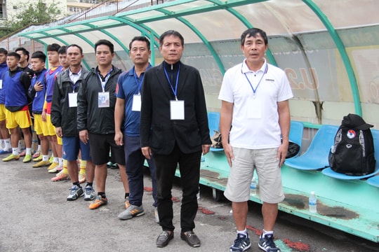 HLV trưởng U21 SLNA: ‘Đã vào đến chung kết thì không ngại gì nữa’