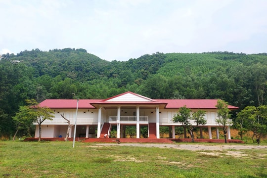 Kiến nghị xử lý dứt điểm vụ xây dựng trái phép công trình 'khủng' trên đất lâm nghiệp ở Thanh Chương