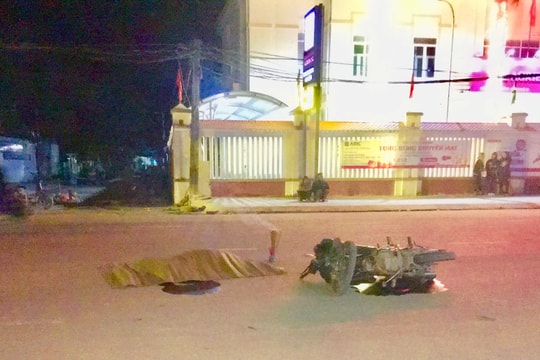 Người phụ nữ tử vong thương tâm khi vừa rút tiền, đổ xăng