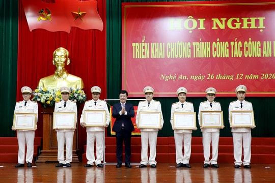 Công an tỉnh Nghệ An tổng kết công tác năm 2020, triển khai nhiệm vụ năm 2021
