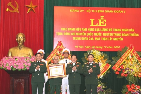 Trung tướng Nguyễn Quốc Thước được phong tặng Anh hùng lực lượng vũ trang