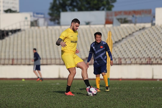 Hàng công đáng gờm của SLNA khi có tân binh Bruno Henrique 