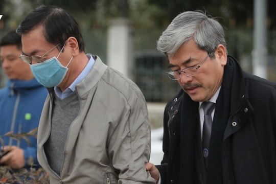 Cựu Bộ trưởng Vũ Huy Hoàng: “Sai đến đâu thì sẽ chịu trách nhiệm đến đó“