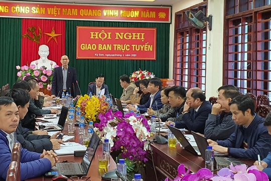 Huyện biên giới xa nhất Nghệ An phủ sóng giao ban trực tuyến đến cấp xã