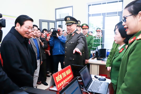 Đại tướng Tô Lâm cắt băng khánh thành trụ sở công an xã biên giới ở Nghệ An