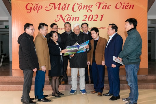 Ấm áp ngày hội ngộ