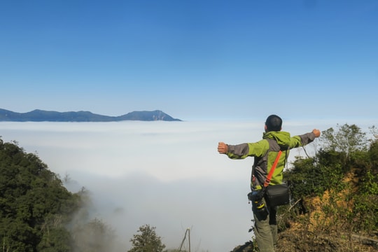 Săn mây ở miền Tây xứ Nghệ