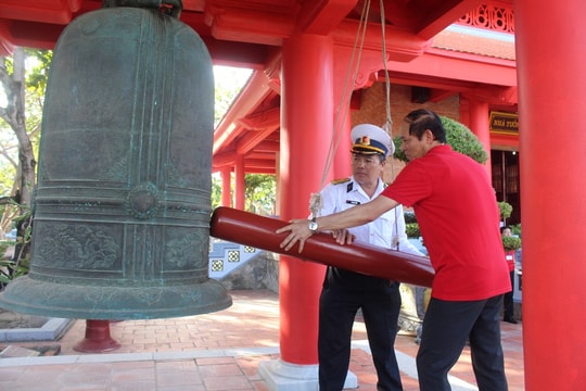 Trường Sa vọng tiếng chuông chùa
