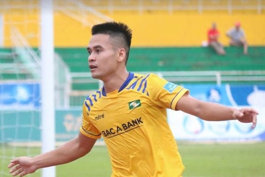 'Thời cơ vàng' của Hồ Phúc Tịnh ở SLNA ?