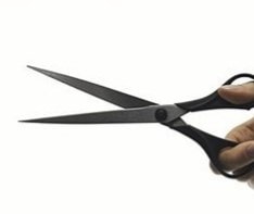 Học sinh lớp 5 bị học sinh lớp 8 đâm tử vong