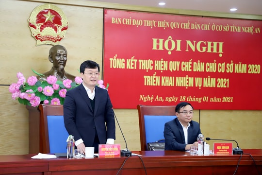 Chủ tịch UBND tỉnh: 'Các cấp, ngành phải tăng cường đối thoại với người dân, doanh nghiệp'