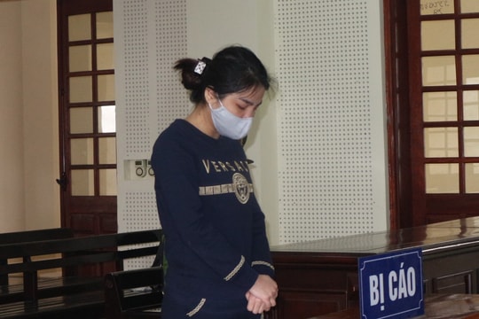 Giọt nước mắt cay đắng của nữ nhân viên thẩm mỹ viện vận chuyển ma túy cho bồ già