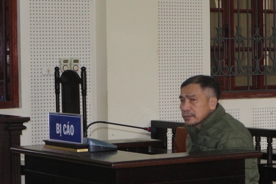 Xin tiền vợ cũ không được, gã chồng bỏ thuốc chuột vào nồi xáo gà