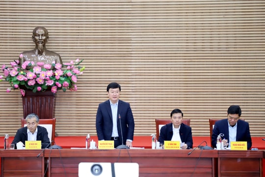 Chủ tịch UBND tỉnh: Các cấp, ngành phải đảm bảo cho Nhân dân đón Tết bình yên, đủ đầy, ấm áp