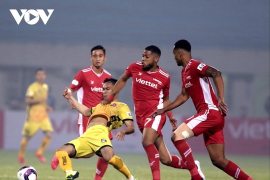 FIFA thống kê đặc biệt về chuyển nhượng ở Việt Nam; Nhân tố đặc biệt giúp Inter lôi kéo Messi