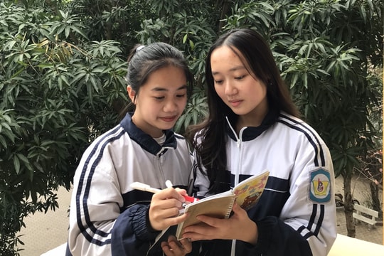 Đôi bạn thân giành giải Nhất, Nhì môn Văn học sinh giỏi Quốc gia: Đam mê, biết ơn tạo kỳ tích