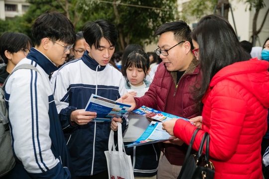 Phạt tới 100 triệu đồng nếu vi phạm trong tuyển sinh