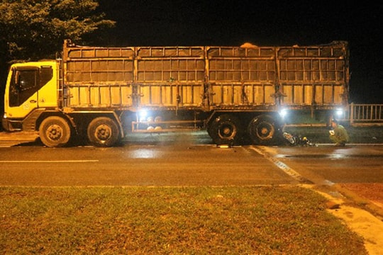 Ba thanh tra giao thông bị bắt