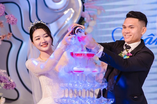 Ngắm không chán mắt những hình ảnh đẹp trong lễ cưới tuyển thủ Phạm Xuân Mạnh