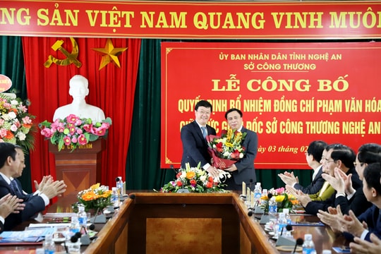 Trao Quyết định bổ nhiệm Giám đốc Sở Công Thương Nghệ An