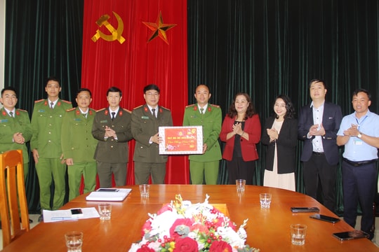 Trưởng Ban Tuyên giáo Tỉnh ủy thăm, chúc Tết tại huyện Hưng Nguyên