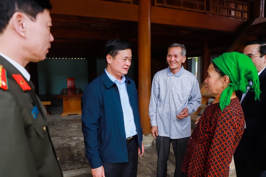 Bí thư Tỉnh ủy Thái Thanh Quý thăm, chúc Tết tại huyện Quế Phong và Quỳ Châu