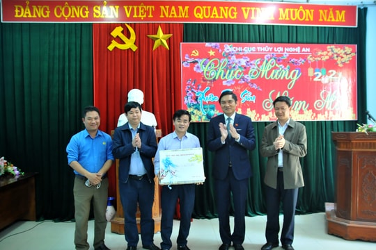 Phó Chủ tịch UBND tỉnh chúc Tết các đơn vị phòng chống thiên tai, cứu nạn cứu hộ 