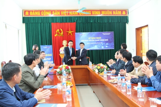 MobiFone 6 mang truyền thanh thông minh - giải pháp kết nối chính quyền với người dân đến Nam Đàn