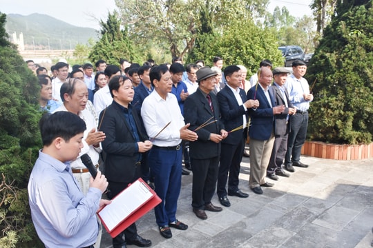 Ngành Giao thông vận tải dâng hương tưởng niệm các anh hùng liệt sỹ  ​