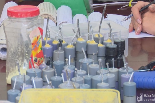 Nghệ An: Bé trai 14 tuổi tử vong do nổ pháo tự chế