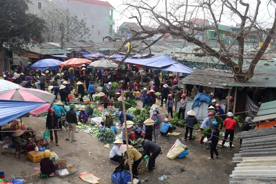 Thân thương hình ảnh chợ quê ngày giáp Tết ở Nghệ An