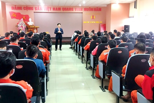 Công ty CP Xi măng Sông Lam làm rõ sự việc đình công phản đối thưởng Tết của 180 lái xe