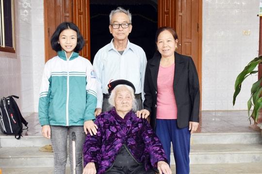 'Bí quyết' sống lâu trăm tuổi của hai cụ bà ở Nghệ An