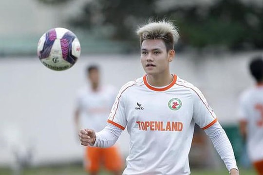 Calisto tham gia đội bóng do Công Vinh sáng lập; Hồ Tấn Tài lên tiếng về cơ hội sang châu Âu thi đấu