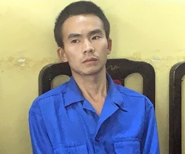 Đi chúc Tết về, chồng dùng dao đâm chết vợ