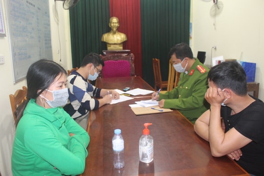 Gom hơn 10 tấn mỡ hôi thối từ Nghệ An ra Bắc tiêu thụ