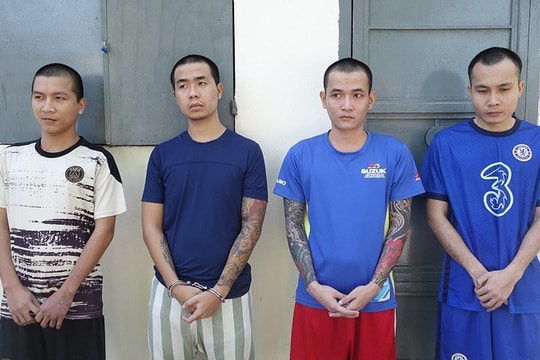 Tạm giam 16 đối tượng chém người gây náo loạn trên Quốc lộ 