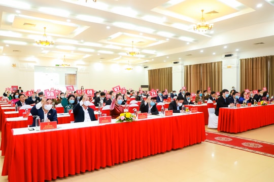 Nghệ An bầu bổ sung Ủy viên Ủy ban nhân dân tỉnh 