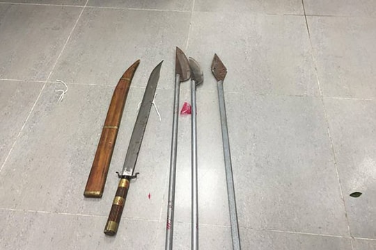 Bị chém chết khi chở bạn gái đi chơi