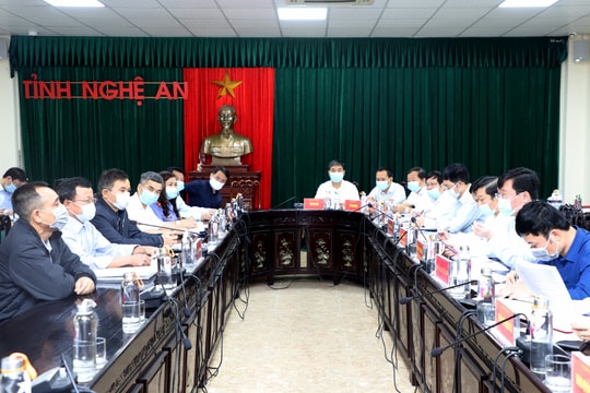 Chủ tịch UBND tỉnh đối thoại với các công dân liên quan đến Dự án mở rộng, nâng cấp Quốc lộ 1A  ​