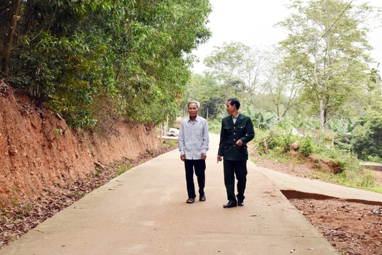 Chuyện người thương binh dành tiền hỗ trợ làm nhà để mở đường xóm 