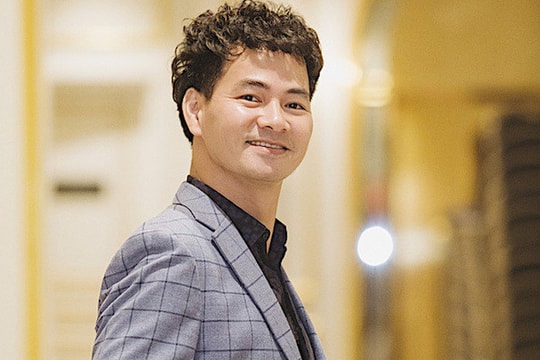 Xuân Bắc lên tiếng về ảnh chơi hoa lan đang xôn xao trên mạng